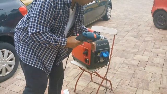 How to use a Generator. We show you about Honda Generator. EU20i смотреть онлайн