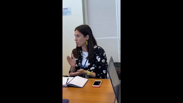 Рассказ сотрудников о результатах кэмп-ретрита, они делали крутой проект после программы (Любовь) смотреть онлайн