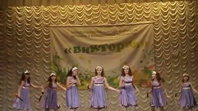 шоу-группа "Эдельвейс" - "Три подружки", школа 28 г.о. Саранск смотреть онлайн