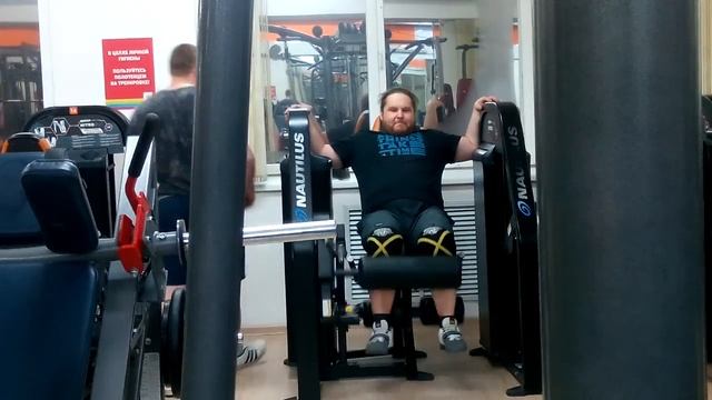 сгиб голени, на  таком станке?