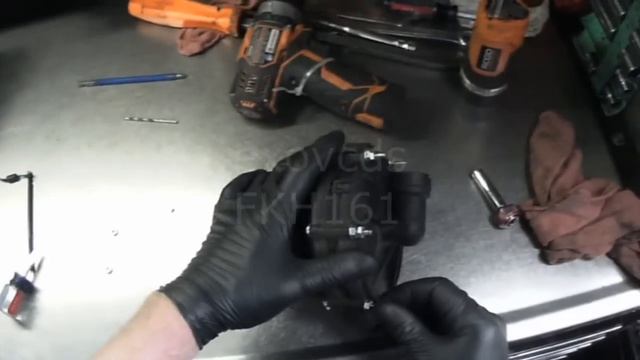 Secondary Air Pump Broken Rivet repair... смотреть онлайн