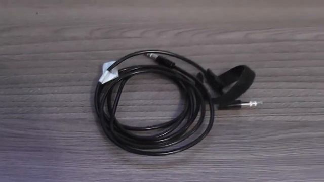 ОНЛАЙН ТРЕЙД.РУ — Кабель AUX Deppa AUX Slim 3.5mm - 3.5mm, 1.2m, L коннектор, черный смотреть онлайн