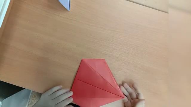 Новогодний гномик из бумаги смотреть онлайн