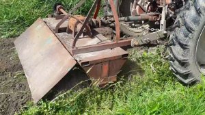 20150819 121854 фрезерование почвы самодельной фрезой на тракторе Т-25