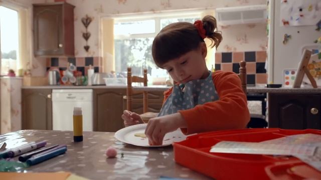 NEW WALLPAPER! | Topsy & Tim | WildBrain Kids