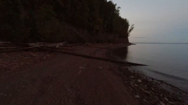 СТРОИТЕЛЬСТВО ЗЕМЛЯНКИ У РЕКИ КАМА СВОИМИ РУКАМИ | ПРИГОТОВИЛ СУП ИЗ КУРИЦЫ БРОЙЛЕР | Первая часть смотреть онлайн