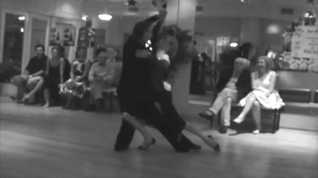 Mitzi Perdue Tango with Roman Makarov смотреть онлайн