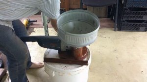 Измельчитель травы из подручных материалов