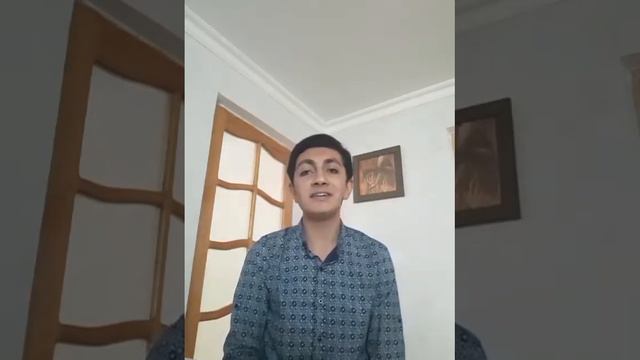 Исполнение песни "Подмосковные вечера" студентом Азербайджанского Университета Языков смотреть онлайн