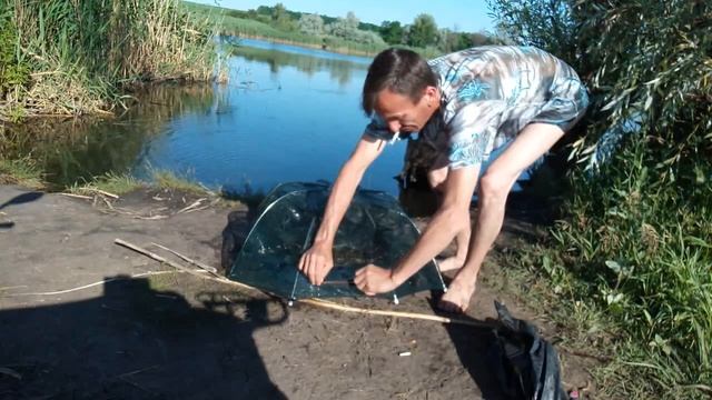 Ловля раков 2020 раколовкой на лягушку... КАК просто НАЛОВИТЬ МНОГО РАКОВ на РАЗНЫЕ ПРИМАНКИ смотреть онлайн
