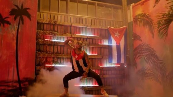 Chacal - Miami Como Te Descargo [Video Oficial]