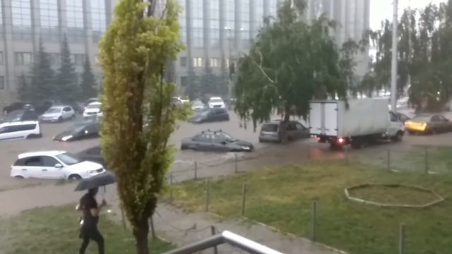 Уфа. Рихарда Зорге. Сбербанк. Затопило. 04.09.2017 смотреть онлайн