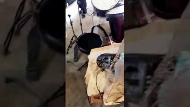 @mymarshmellowworld7875 #This guy git electrocuted, while stealing the church instruments# смотреть онлайн