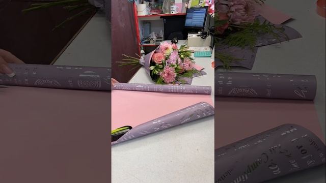 Одноголовая хризантема, Роза и альстромерия) смотреть онлайн