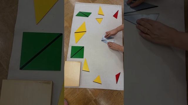 How to present constructive triangles box 1 first time (Montessori Education) смотреть онлайн