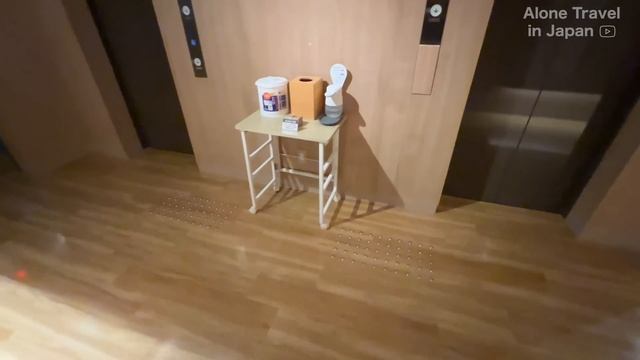 So Many Free Offerings at Kyoto's Capsule Hotel ?? 【4K】 смотреть онлайн