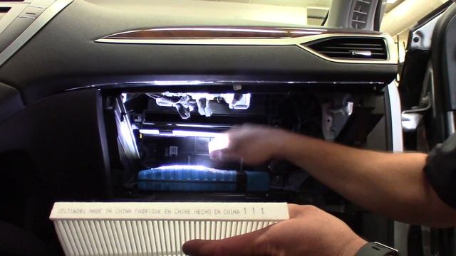 2013-2017 Lincoln MKZ Cabin Air Filter Replacement смотреть онлайн