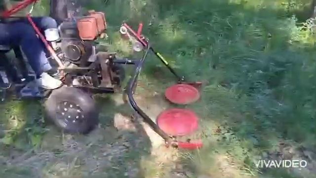 Доработанный адаптер АК - 1 и мотоблок Нева МБ-2 с косилкой Заря и дополнительным двигателем Кадви. смотреть онлайн