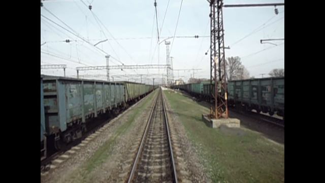 прибытие на станцию Новомосковск/arrival station Novomoskovsk смотреть онлайн