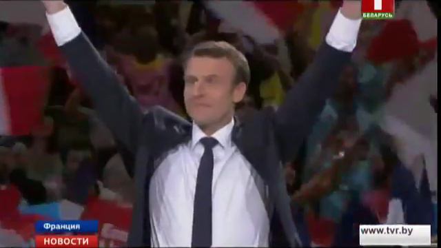 Рейтинг Эммануэля Макрона за два месяца упал почти на четверть смотреть онлайн