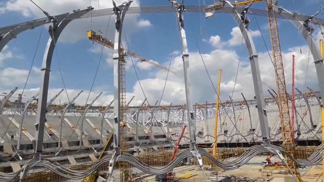 Стадион Волгоград Арена. Монтаж вантовой системы смотреть онлайн