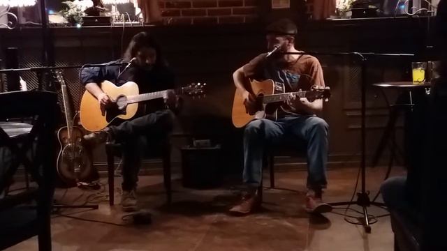 Юрий Новгородский & Ваня Жук - Walkin' Blues смотреть онлайн