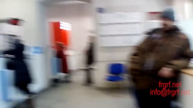 Все посетители Почты России в Перми смотрят видеорекламу на мониторах смотреть онлайн