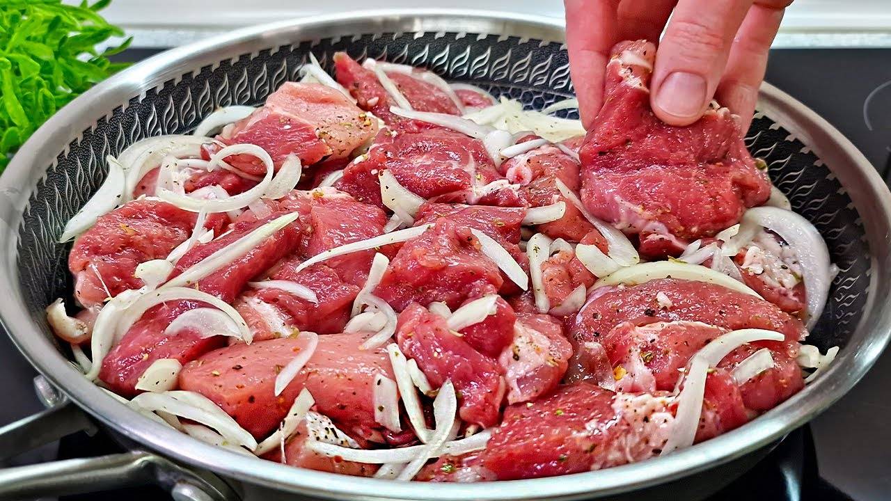 Пальчики оближешь! Простой и невероятно вкусный рецепт тушеной картошки с мясом, который удивит смотреть онлайн