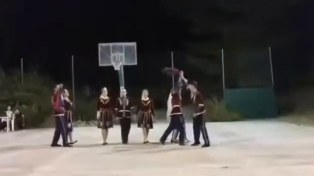 Urartu dance school : "kochari"- Armenian dance - Chalkidiki, Greece смотреть онлайн