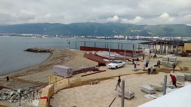 Геленджик, 13.05.2019 - очередное строительство в водоохранной зоне. смотреть онлайн