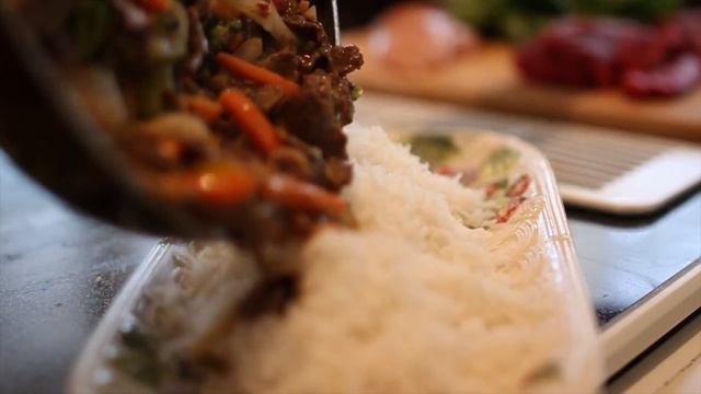 Iron Chef America Cuisine - Chef Anthony Elman смотреть онлайн