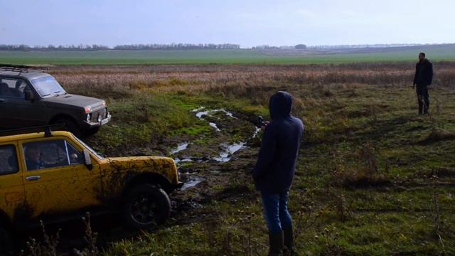 Безумство нив! Или как мы испытывали тракторную резину в Запрудском треугольнике смотреть онлайн