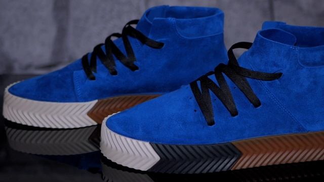 Фешн кроссы Alexander Wang X Adidas AW Skate Mid / обзор кроссовок #Adidas смотреть онлайн