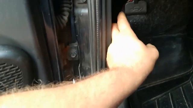 Ремонт сигнализации в автомобиле ВАЗ 2115 смотреть онлайн