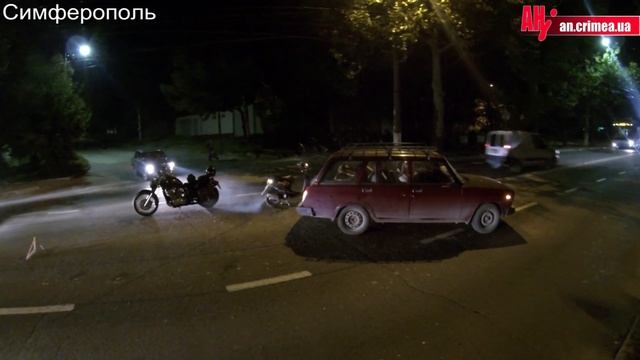 Подрезали мотоциклиста В Симферополе смотреть онлайн