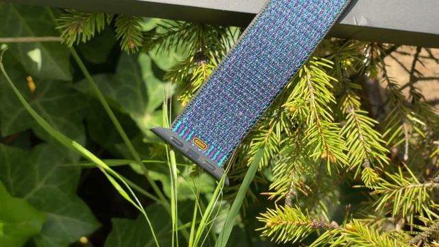 Hyper Grape NIke Sport Loop - Apple Watch Band смотреть онлайн