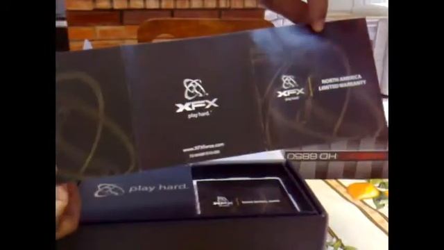 Unboxing Radeon HD 6850 1GB смотреть онлайн