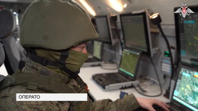 Как работают специалисты радиоэлектронной борьбы и расчетов БпЛА «Москит» ЗВО в зоне СВО. смотреть онлайн