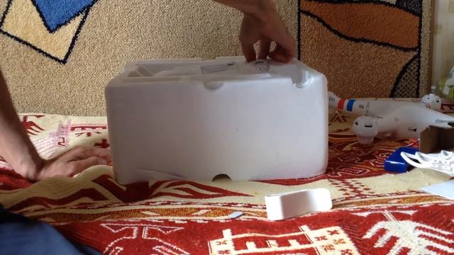 Посылка с сайта GearBest, квадрокоптер Syma X8W с WF камерой смотреть онлайн