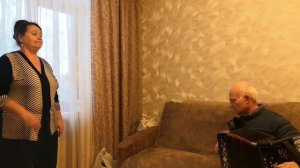 Вновь запела гармонь Ивана Щербинина.