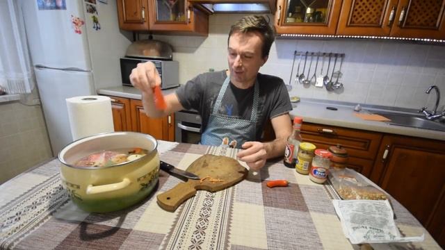 #рулька #мясо #свинина Рулька рецепт нежного блюда в духовке. Как приготовить рульку лучший рецепт смотреть онлайн