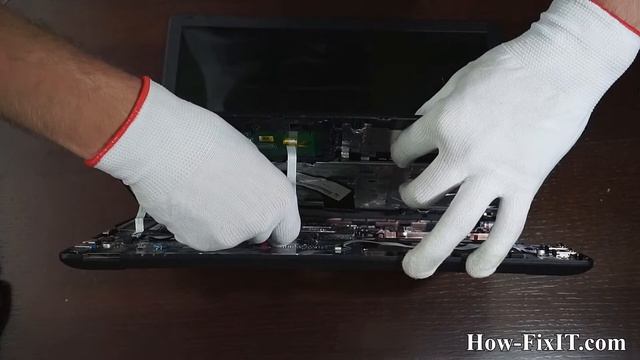 Assembling Acer Aspire E1-570G, E1-530G, TravelMate P255 смотреть онлайн