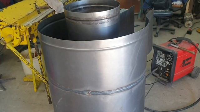 1 часть .делаю из жести трубу вентиляцию. смотреть онлайн
