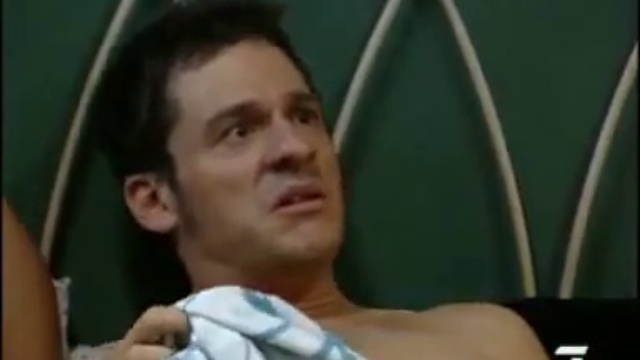 Как правильно одевать презерватив?