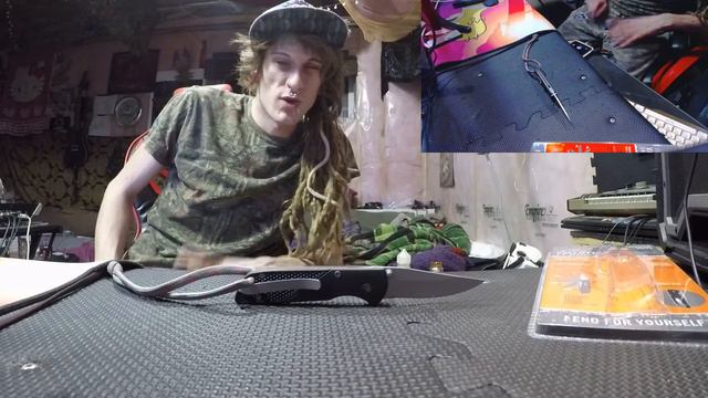 Best EDC Pocket Knife?- Gerber Valloton Review смотреть онлайн