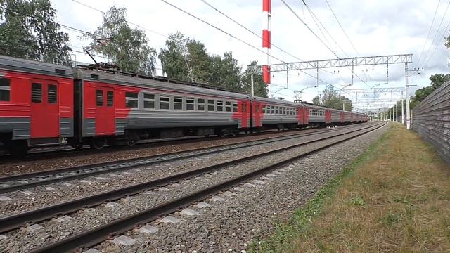 Электропоезд ЭД4М-0054 (ТЧ-26) пригородный поезд №6822 Москва - Черусти. смотреть онлайн