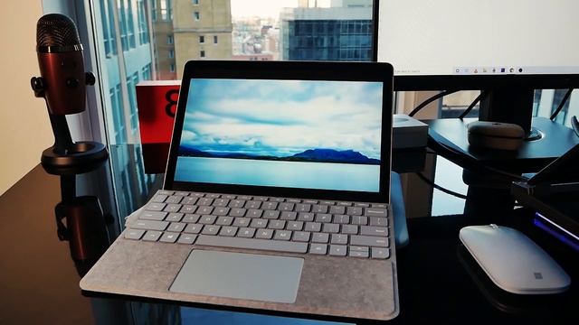 Surface Go 2 Review after 1 month — the best tablet in 2020? смотреть онлайн