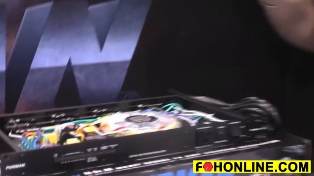 Furman Sound M-8X AR AC Power Regulator смотреть онлайн