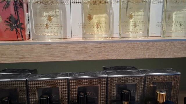 ВЛОГ ИЗ ПАРФЮМЕРНОГО МАГАЗИНА! ТЕСТИРУЮ НОВЫЕ АРОМАТЫ смотреть онлайн