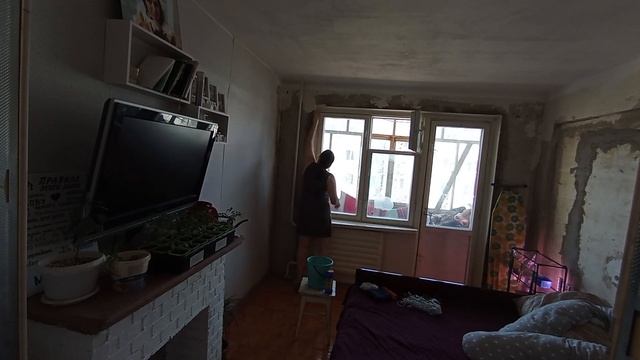 ВЕСЕННЯЯ УБОРКА В КВАРТИРЕ. ЧИСТЫЙ ЧЕТВЕРГ. МОЕМ ОКНА. ЖИЗНЬ В ХРУЩЕВКЕ смотреть онлайн